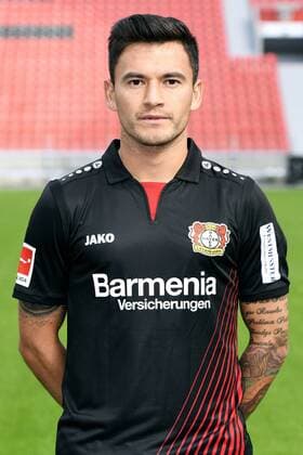 Football ger 1 BL Portrait session 2017 2018 Bayer Leverkusen Charles Aranguiz Lev Single Portrait Portrait