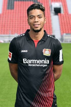 Football ger 1 BL Portrait session 2017 2018 Bayer Leverkusen Benjamin Henrichs Lev Single Portrait Portrait