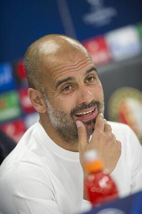 12-09-2017 VOETBAL: PERSCONFERENTIE MANCHESTER CITY: ROTTERDAM Josep Pep Guardiola Foto: SCS Michel Utrecht xVIxVIxImagesx xSoenarxChamidxsportfotografiexIVx 8725431