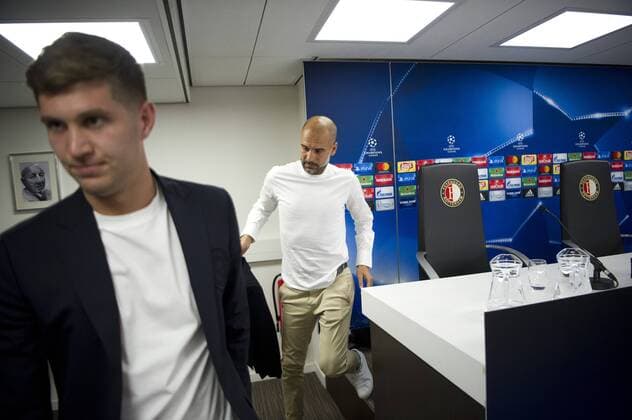 12-09-2017 VOETBAL: PERSCONFERENTIE MANCHESTER CITY: ROTTERDAM Josep Pep Guardiola Foto: SCS Michel Utrecht xVIxVIxImagesx xSoenarxChamidxsportfotografiexIVx 8725436