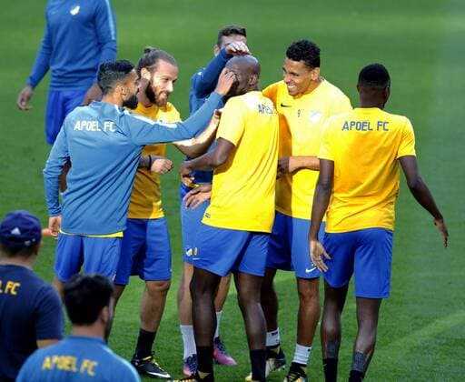 Apoel FC s players participate in a trainign session at the Santiago Bernabeu stadium in Madrid, Spain, 12 September 2017. Apoel FC will face Real Madrid tomorrow for the first round of the UEFA Champions League. Apoel FC s training session !ACHTUNG: NUR REDAKTIONELLE NUTZUNG!  Copyright: xJavierxLopezx MAD005 20170912-636408451352549938