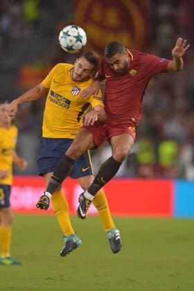 Saul Niguez Atletico, Gregoire Defrel Roma. Roma 12-09-2017 Stadio Olimpico Champions League, Fase a gironi. AS Roma - Atletico Madrid Foto Antonietta Baldassarre Insidefoto AntoxBaldassarre