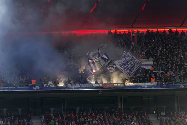 Munich Germany 12 09 2017 UEFA Champions League 2017 18 Season 1st Game Day FC Bavaria Munich RSC Anderlecht The supporters the RSC Anderlecht with Pyro in the Curve