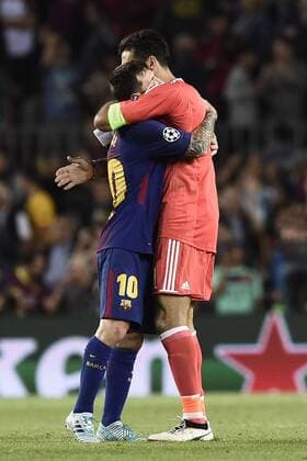 Db Barcellona (Spagna) 12 09 2017 - Champions League Barcellona-Juventus foto Daniele Buffa Image nella foto: Lionel Messi-Gianluigi Buffon 