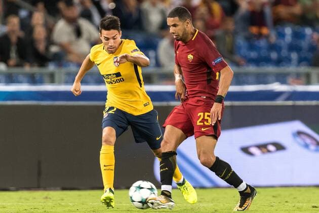 (L-R) Nicolas Gaitan of Club Atletico de Madrid, Bruno Peres of AS Roma during the UEFA Champions League group C match match between AS Roma and Atletico Madrid on September 12, 2017 at the Stadio Olimpico in Rome, Italy. UEFA Champions League 2017 2018 xVIxVIxImagesx xGerritxvanxKeulenxIVx 8727726
