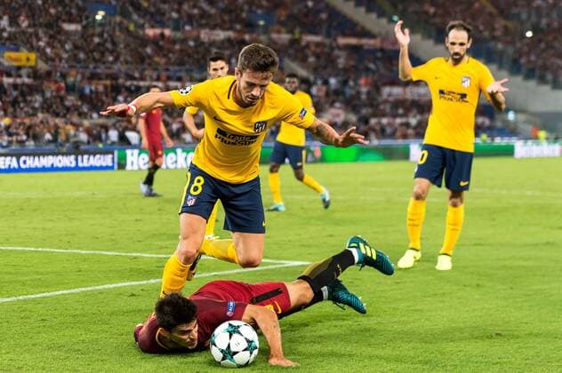 (L-R) Saul Niguez of Club Atletico de Madrid, Diego Perotti of AS Roma during the UEFA Champions League group C match match between AS Roma and Atletico Madrid on September 12, 2017 at the Stadio Olimpico in Rome, Italy. UEFA Champions League 2017 2018 xVIxVIxImagesx xGerritxvanxKeulenxIVx 8727764