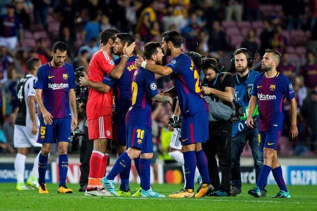 12th September 2017, Camp Nou, Barcelona, Spain; UEFA Champions League Group stage, FC Barcelona Barca versus Juventus; Barcelona team players congsole Gianluigi Buffon of Juventus  ActionPlus11929532
