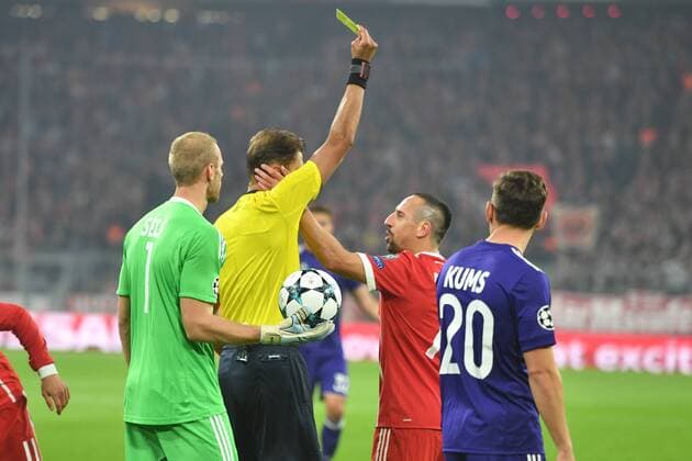 Referees Paolo Tagliavento shows Franck Ribery Bavaria Munich The Yellow Card Warning FC Bavaria Munich RSC Anderlecht 3 0 Football Champions League Group stage at 12 09 2017 A l l I A n Z A r E n A