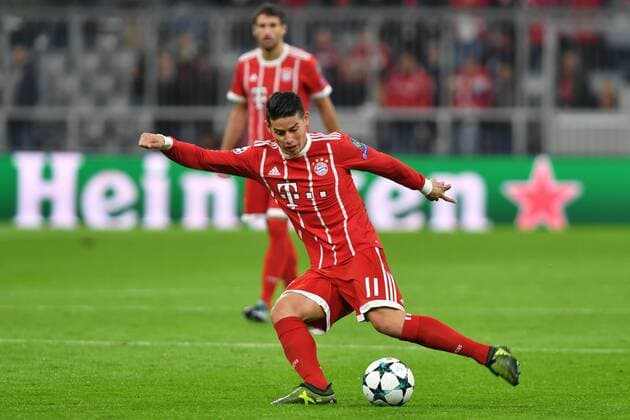 James Rodriguez Bavaria Munich Action shot Individual action Single cut out Ganzkoerperaufnahme a whole Figure FC Bavaria Munich RSC Anderlecht 3 0 Football Champions League Group stage at 12 09 2017 A l l I A n Z A r E n A