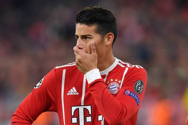 James Rodriguez Bavaria Munich Disappointment Frustration DISAPPOINTED frustrated depressed Gesture Action shot Single Partly sliced Single subject Half-length Halbe Figure FC Bavaria Munich RSC Anderlecht 3 0 Football Champions League Group stage at 12 09 2017 A l l I A n Z A r E n A