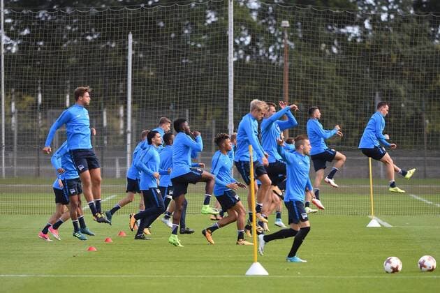 Football men UEFA Euro League Season 2017 18 Hertha BSC Training Warm-up before the Training 13 09 17 Copyright: xMichaelxHundtx xMatthiasxKochx