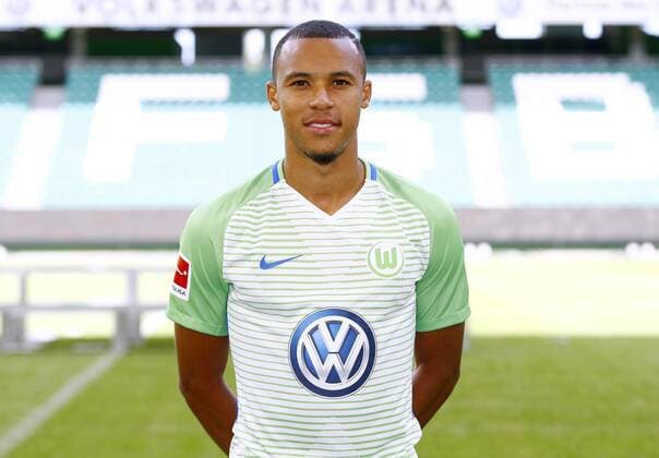 Marcel Tisserand 29 Wolfsburg Sports Football Football DFL First 1 Bundesliga men Season 2017 2018 13 09 2017 VfL Wolfsburg Portrait session Kader Portrait presentation Presentation Press call