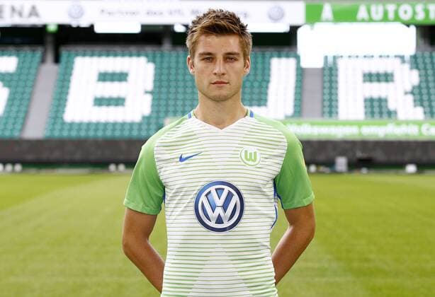 Robin Knoche 31 Wolfsburg Sports Football Football DFL First 1 Bundesliga men Season 2017 2018 13 09 2017 VfL Wolfsburg Portrait session Kader Portrait presentation Presentation Press call