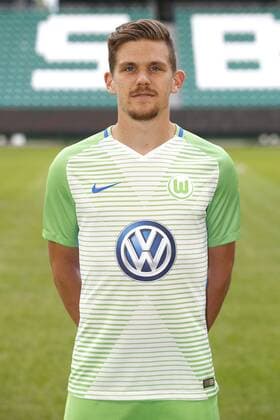Sebastian Young 24 Wolfsburg Sports Football Football DFL First 1 Bundesliga men Season 2017 2018 13 09 2017 VfL Wolfsburg Portrait session Kader Portrait presentation Presentation Press call