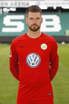 Max Gruen 20 Wolfsburg Sports Football Football DFL First 1 Bundesliga men Season 2017 2018 13 09 2017 VfL Wolfsburg Portrait session Kader Portrait presentation Presentation Press call