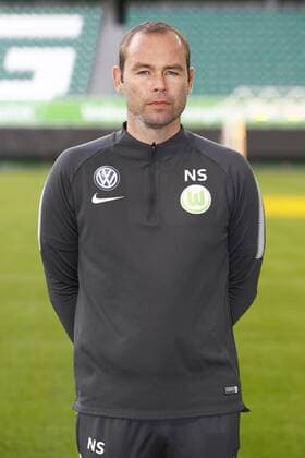 Nile Scholz Zeugwart Wolfsburg Sports Football Football DFL First 1 Bundesliga men Season 2017 2018 13 09 2017 VfL Wolfsburg Portrait session Kader Portrait presentation Presentation Press call