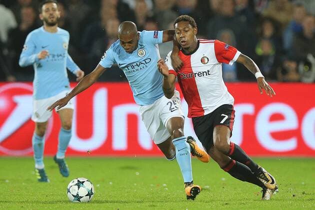 Fernandinho Luiz Roza of Manchester City, Jean-Paul Boetius of Feyenoord during the UEFA Champions League group F match between Feyenoord Rotterdam and Manchester City at the Kuip on September 13, 2017 in Rotterdam, The Netherlands UEFA Champions League 2017 2018 xVIxVIxImagesx xTomxBodexMultimediaxIVx 8734800