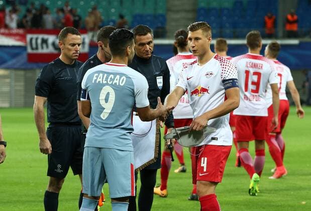 Falcao Willi Orban Welcome and Side choice before The start of the game Sports Football Football UEFA CL Champions League men Season 2017 2018 13 09 2017 RB Leipzig RBL vs AS Monaco