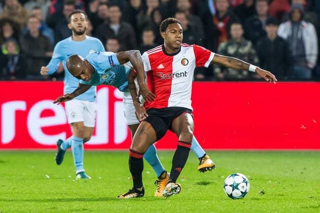 ROTTERDAM - Feyenoord - Manchester City , Voetbal , Seizoen 2017 2018 , Champions League , Feijenoord stadion de Kuip , 13-09-2017 , Feyenoord speler Jean-Paul Bo˜tius (r) in duel met Manchester City speler Fernandinho (l) Feyenoord - Manchester City  x1707269x