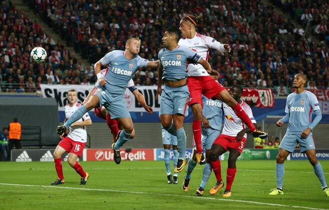 Kamil Glik Falcao Yussuf Yurary Poulsen Action shot Game scene duel Sports Football Football UEFA CL Champions League men Season 2017 2018 13 09 2017 RB Leipzig RBL vs AS Monaco