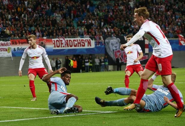 Emil Forsberg Torschuß goal to 1 0 Sports Football Football UEFA CL Champions League men Season 2017 2018 13 09 2017 RB Leipzig RBL vs AS Monaco