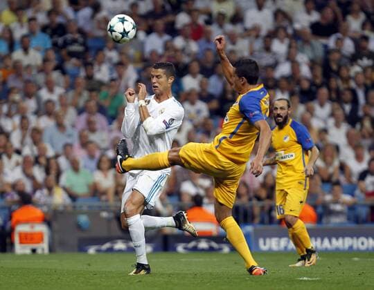 Fußball, CL, Real Madrid - Apoel Nikosia Soccer match between Real Madrid and Apoel of Champions League 2017 2018, held at the Santiago Bernabeu stadium, in Madrid. (Photo: J. Luis Cuesta 261 Cordon Press). Cristiano Ronaldo  xJosexLuisxCuestax xx