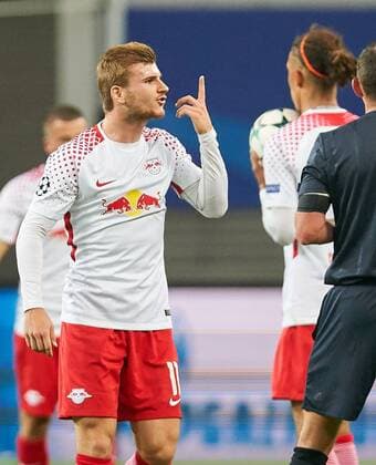 r Timo Werner RB Leipzig 11 gesticulates and gives Instructions Action shot Single Individual action Gesture Gesture Facial expressions Hand movement show show RB Leipzig AS Monaco Group stage Leg Football UEFA Champions League Leipzig 13 09 2017 CL Season 2017 2018