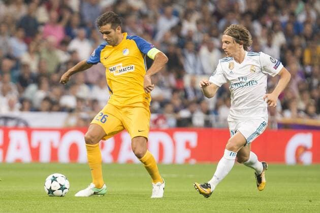 Fußball, CL, Real Madrid - Apoel Nikosia Real Madrid s Luka Modric and Apoel s Nuno Morais during UEFA Champions League match between Real Madrid and Apoel at Santiago Bernabeu Stadium in Madrid, Spain September 13, 2017.  (20170913010)