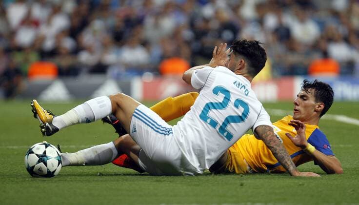 Fußball, CL, Real Madrid - Apoel Nikosia Soccer match between Real Madrid and Apoel of Champions League 2017 2018, held at the Santiago Bernabeu stadium, in Madrid. (Photo: J. Luis Cuesta 261 Cordon Press). Isco  xJosexLuisxCuestax xx