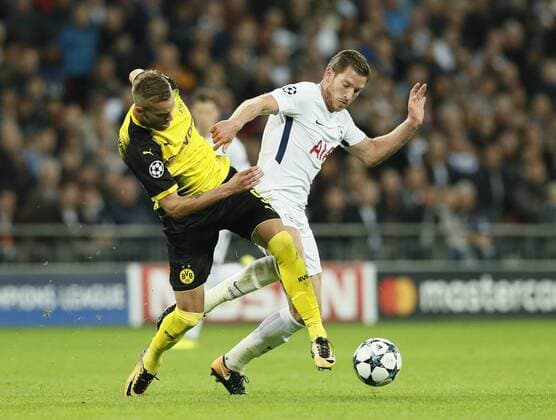 Tottenham s Jan Vertonghen tussles with Dortmund s Andriy Yarmolenko during the champions league match at Wembley Stadium, London. Picture date 13th September 2017. Picture credit should read: David Klein Sportimage EDITORIAL USE ONLY. No use with unauthorised audio, video, data, fixture lists, club league logos or live services. Online in-match use limited to 120 images, no video emulation. No use in betting, games or single club league player publications.
