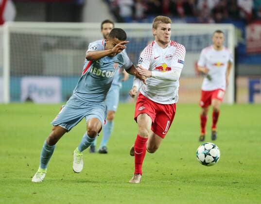 RB Leipzig Monaco Football Champions League Leipzig 13 09 2017 Red Bull Arena Football UEFA Champions League Group G 1 Matchday RB Leipzig vs AS Monaco 1 1 1 1 in Picture from left Jorge 6 Monaco and Emil Forsberg 10 RB Leipzig