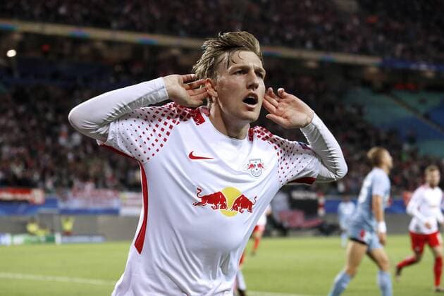 Forsberg Emil team RB Leipzig cheering After his goal to 1 0 Champions League Group G Season 2017 2018 Game RB Leipzig AS Monaco 1 1 at 13 September 2017 in Arena Leipzig