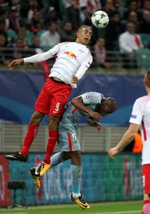 ger 1 FBL Champions League Fight Lawn ball sport Leipzig vs AS Monaco 13 09 17 Leipzig Red Bull Arena ger 1 FBL Season 2017 2018 Chamions League Fight 01 Matchday Lawn ball sport Leipzig vs AS Monaco in Picture Yussuf Poulsen Leipzig against Youri Tielemans Monaco