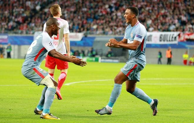 ger 1 FBL Champions League Fight Lawn ball sport Leipzig vs AS Monaco 13 09 17 Leipzig Red Bull Arena ger 1 FBL Season 2017 2018 Chamions League Fight 01 Matchday Lawn ball sport Leipzig vs AS Monaco in Picture goal celebration Almamy Toure and Youri Tielemans Monaco After the goal to 1 1 Compensation through Youri Tielemans