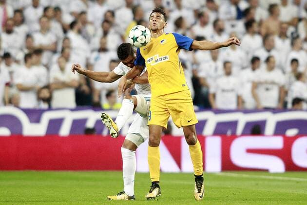 Real Madrid s Carlos Henrique Casemiro (l) and Apoel FC s Igor De Camargo during Champions League Group H match 1. September 13,2017.  (20170913108)