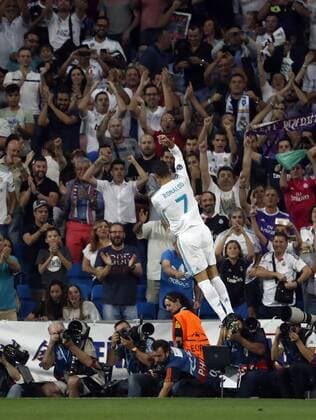 Partido de la Champions League disputado entre Real Madrid y Apoel. En la imagen, Cristiano Ronaldo celebra el primer tanto. Champions League match played between Real Madrid and Apoel. In this picture, Cristiano Ronaldo celebrates his first goal. 