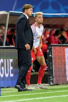 team manager Ralph Hasenhuettl RB Leipzig and Kevin Kampl RB Leipzig 44 the Champions League Game between RB Leipzig and AS Monaco at 13 09 2017 Leipzig Copyright: xSchueler Eibner-Pressefotox EP_JSE