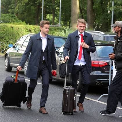 1 FC Cologne Euro League Departure to Game at Arsenal London from left Lukas Kluenter Jannes Horn 13 09 2017