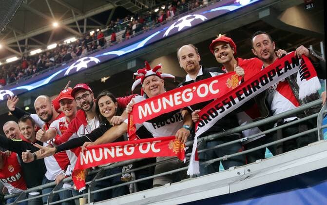 Leipzig Germany 13 09 2017 UEFA Champions League 2017 18 Season Group G Matchday 1 RB Leipzig AS Monaco Fanblock supporter supporters AS Monaco cheering Shawl Red White