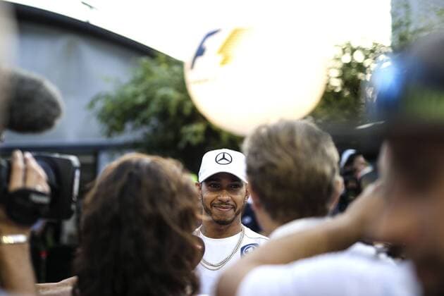 Motorsports: FIA Formula One World Championship WM Weltmeisterschaft 2017, Grand Prix of Singapore, 44 Lewis Hamilton (GBR, Mercedes AMG Petronas F1 Team), Singapore Singapore