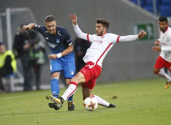 v left Ermin Bicakcic Hoffenh Esgaio Braga TSG 1899 Hoffenheim Sporting Braga Sinsheim ger 14 09 2017 Europe League 2017 2018