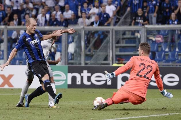 Bilder des Tages - SPORT Db Reggio Emilia 14 09 2017 - Europa League Atalanta-Everton foto Daniele Buffa Image nella foto: Andrea Masiello-Maarten Stekelenburg 