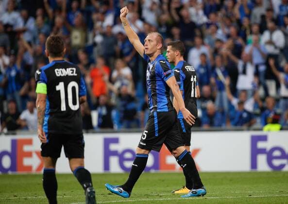 Andrea Masiello of Atalanta celebrates after scoring goal during the UEFA Europa League group stage match between Atalanta and Everton at Stadio CittÃ del Tricolore, Reggio Emila, Italy on 14 September 2017. Copyright: xRobertoxBreganix 16670011