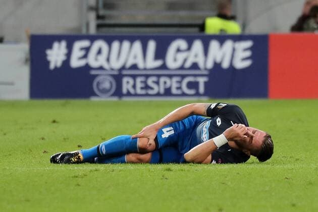 Ermin Bicakcic Hoffenheim 4 taken to ans rights Knee with Pain After a Foul racked with Pain Football UEFA Europe League TSG 1899 Hoffenheim SC Braga xozx