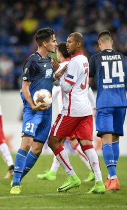 Raul Silva Sporting Braga and Benjamin Hübner TSG 1899 Hoffenheim advised together Collision encounter Pushing TSG 1899 Hoffenheim vs Sporting SC Braga Europe League 14 09 2017 TSG 1899 Hoffenheim vs Sporting SC Braga