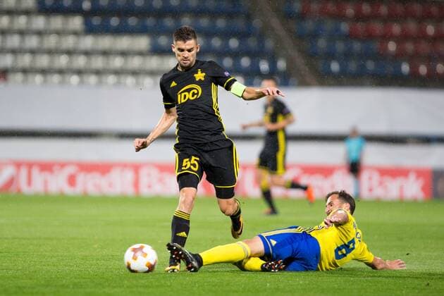 OLOMOUC 14.09.2017 PILKA NOZNA LIGA EUROPY KOLEJKA 01 GRUPA F FK FASTAV ZLIN - SHERIFF TIRASPOL SPORT FOOTBALL - UEFA EUROPA LEAGUE ROUND I GROUP F FASTAV ZLIN - SHERIFF TIRASPOL NZ. MATEO SUSIC (SHERIFF) PETR JIRACEK (FASTAV) FOT. MICHAL CHWIEDUK FOKUSMEDIA.COM.PL NEWSPIX.PL --- Newspix.pl  170914CHW013