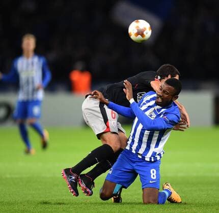 Football men Season 2017 2018 UEFA Europe League Group J 1 Matchday Hertha BSC Athletic Bilbao v l Mikel San Jose Athletic Bilbao Salomon Kalou Hertha BSC 14 09 2017 Copyright: xMichaelxHundtx xMatthiasxKochx