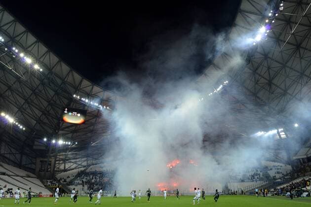 Fumigenes supporters (OM) FOOTBALL : Marseille vs Konyaspor - Europa League - 14 09 2017 FranckPennant Panoramic 