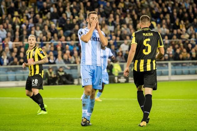 Stefan de Vrij of SS Lazio during the UEFA Europa League group K match between Vitesse Arnhem and Lazio Roma at Gelredome on September 14, 2017 in Arnhem, The Netherlands UEFA Europa League 2017 2018 xVIxVIxImagesx xRonaldxBonestrooxIVx 8744455