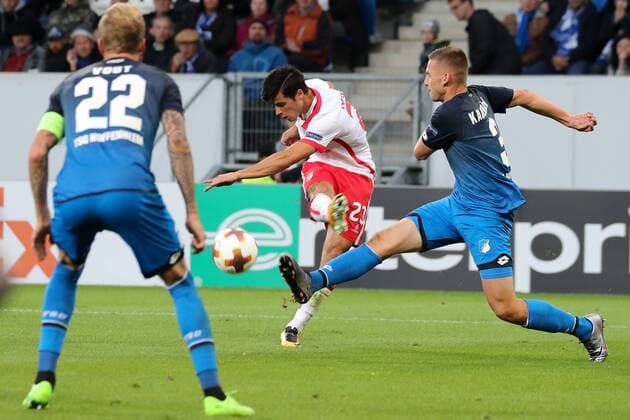 v left Kevin Vogt Hoffenheim 22 Joao Carlos Braga 23 Pavel Kaderabek Hoffenheim 3 Action shot Action Game scene Football UEFA Europe League TSG 1899 Hoffenheim SC Braga xozx
